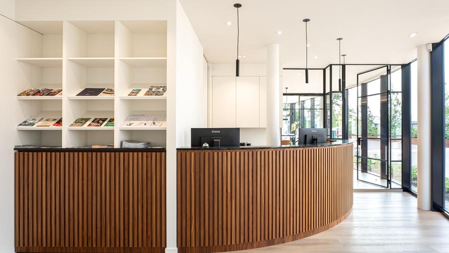 Van Oerle Interieur transforme un espace en un bureau inspirant