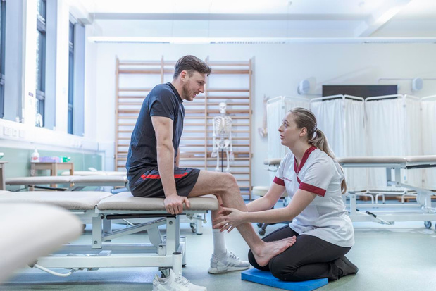 " Rendez l'accès aux kinésithérapeutes libre " (VUB)