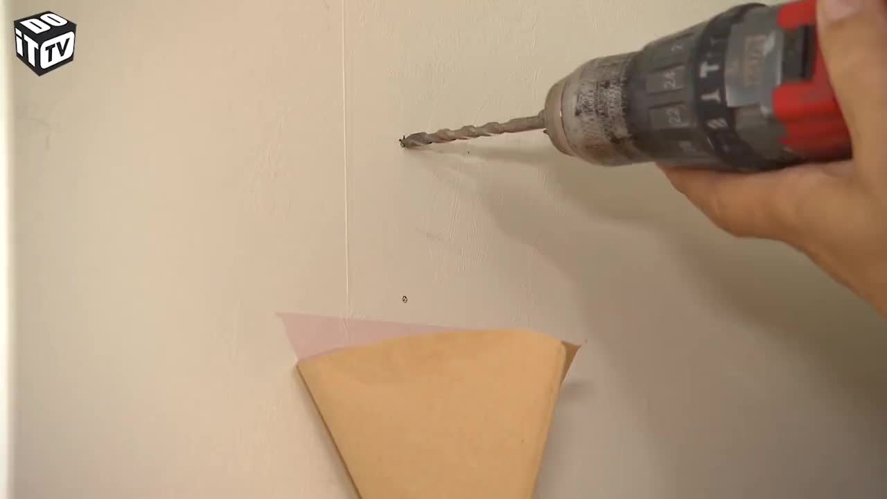 RECUEILLIR DE LA POUSSIÈRE DE PERÇAGE