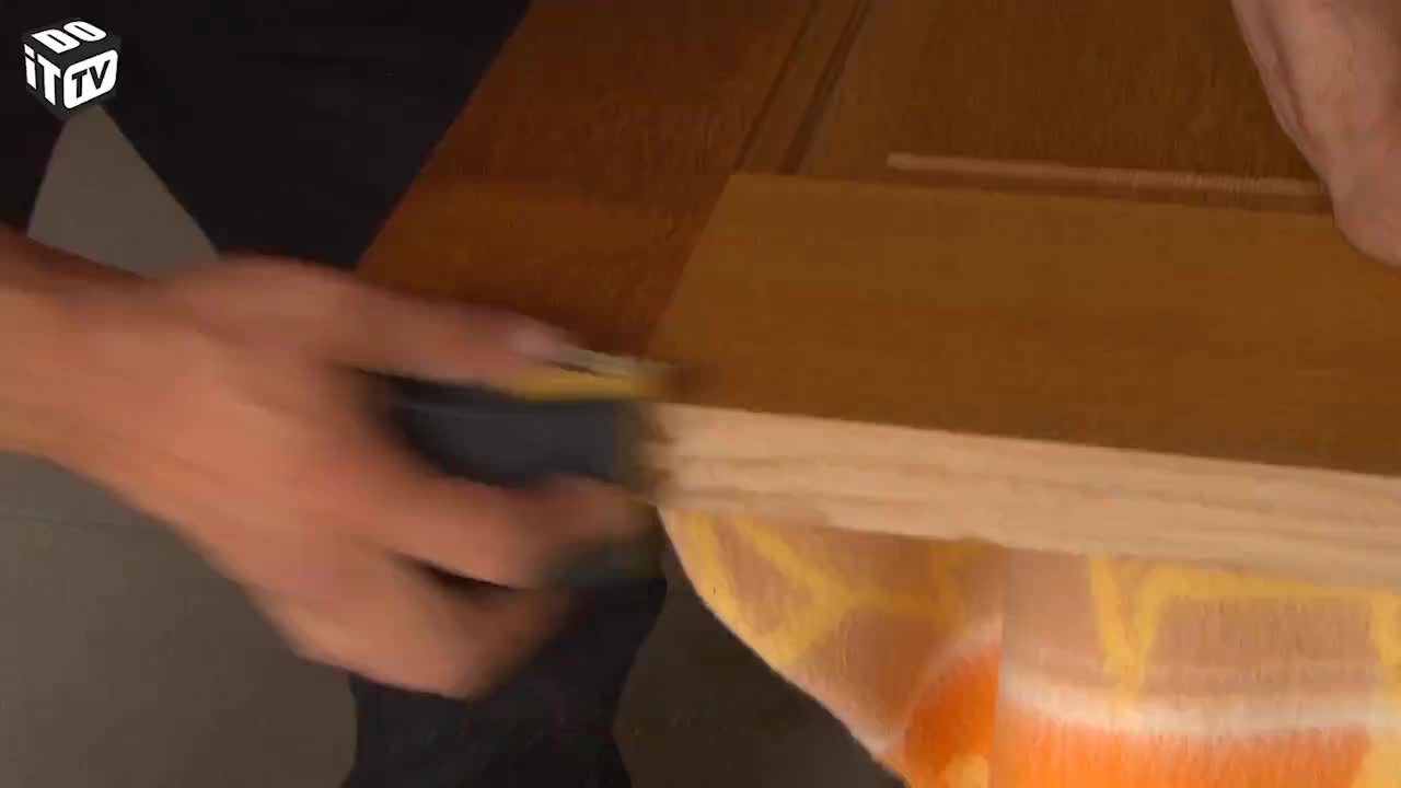 RÉPARER UNE PORTE QUI COINCE